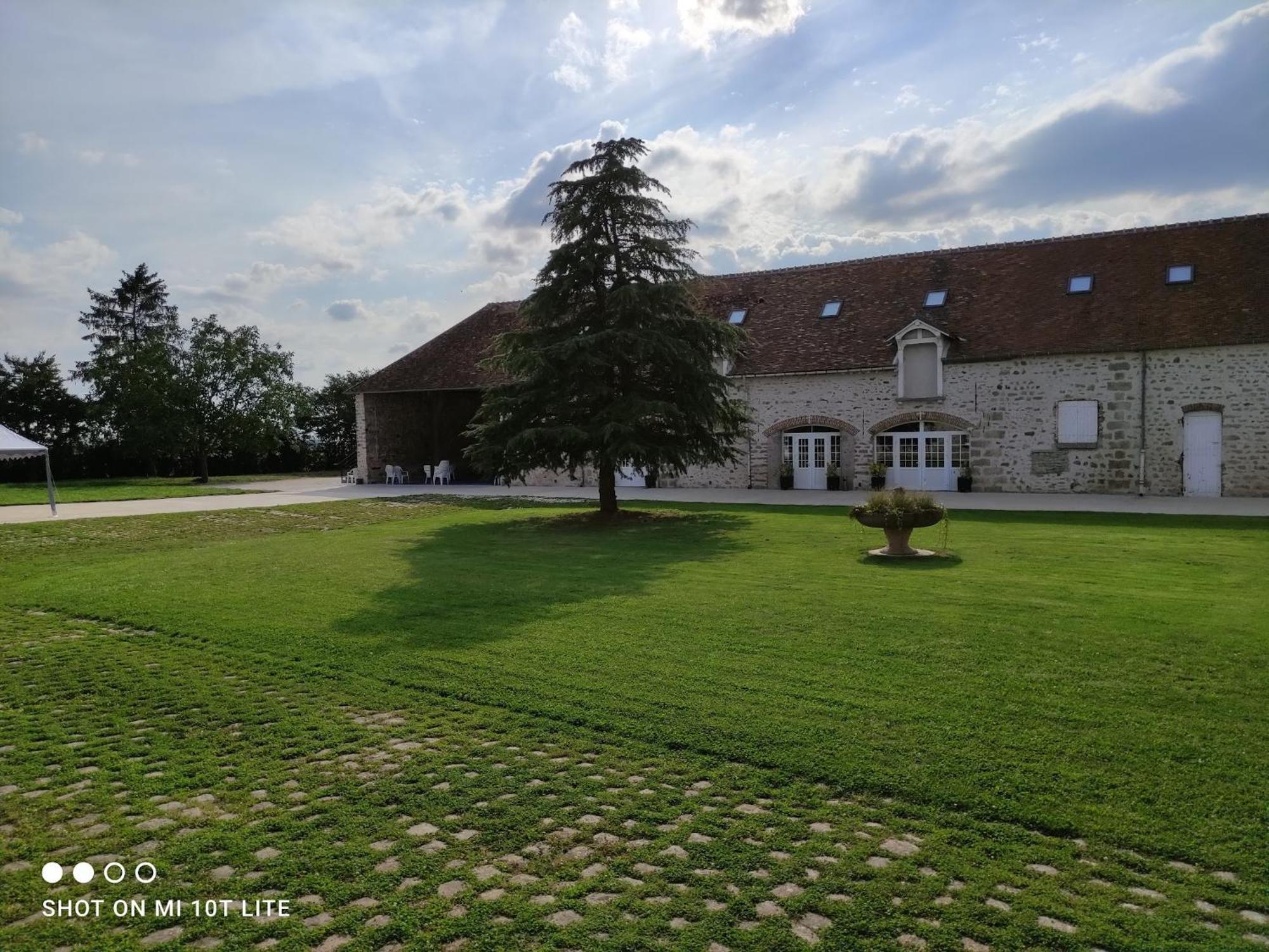 Domaine De La Ferme De Mont Bed & Breakfast Mormant ภายนอก รูปภาพ